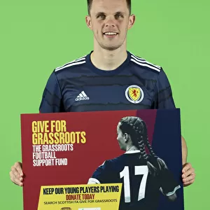Scotland Football: Lawrence Shankland Promotes #GiveforGrassroots Campaign