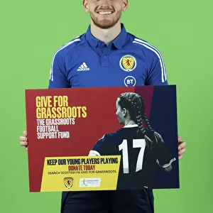 Scottish FA: Andy Robertson Supports #GiveforGrassroots Campaign