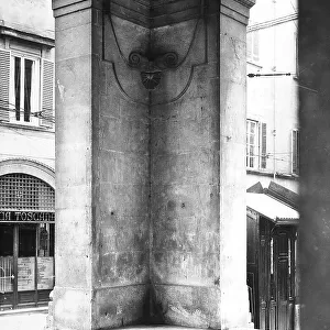 Detail of an angled pillar of the Logge di Banchi in Pisa